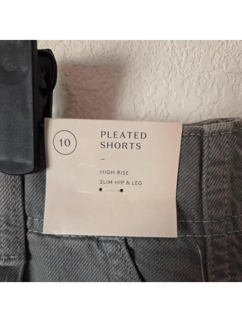 Universal Thread Women's Green Shorts